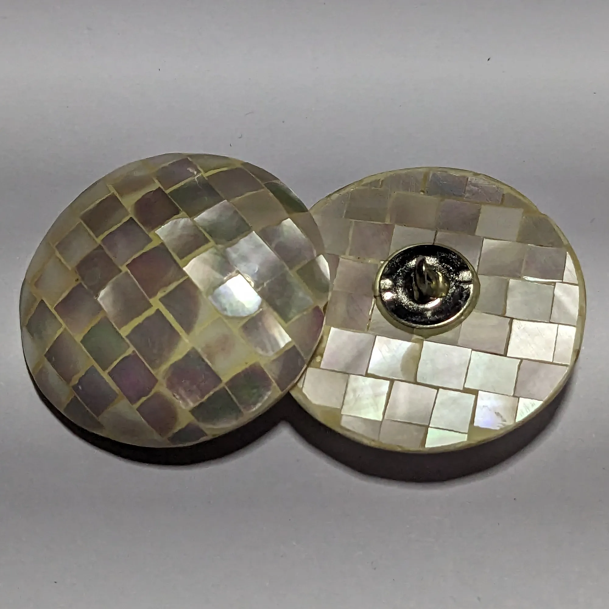 30mm White Mother of Pearl Shank Buttons