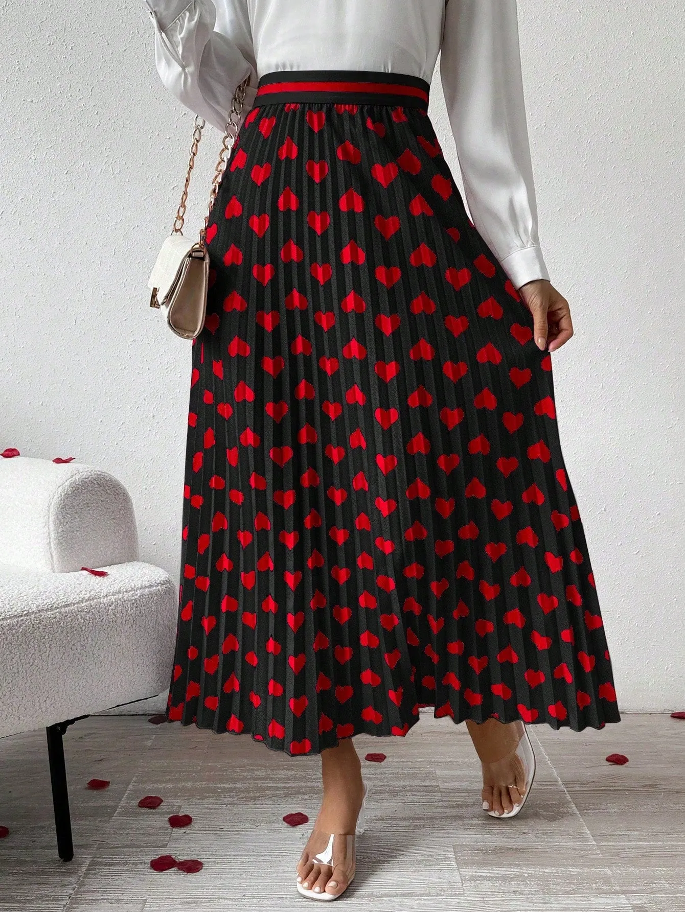 Women's Love Heart Printed Pleated Skirt