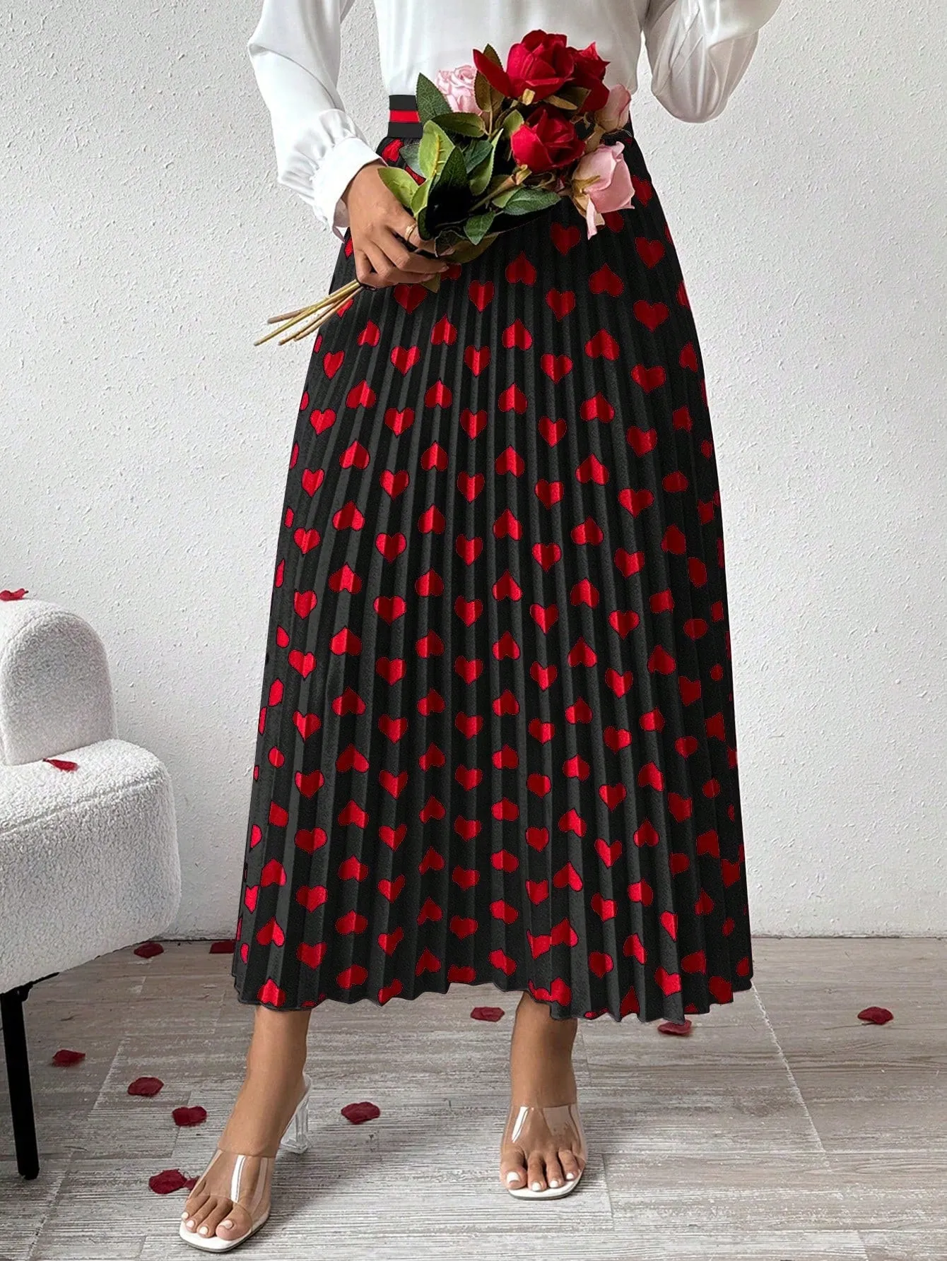 Women's Love Heart Printed Pleated Skirt