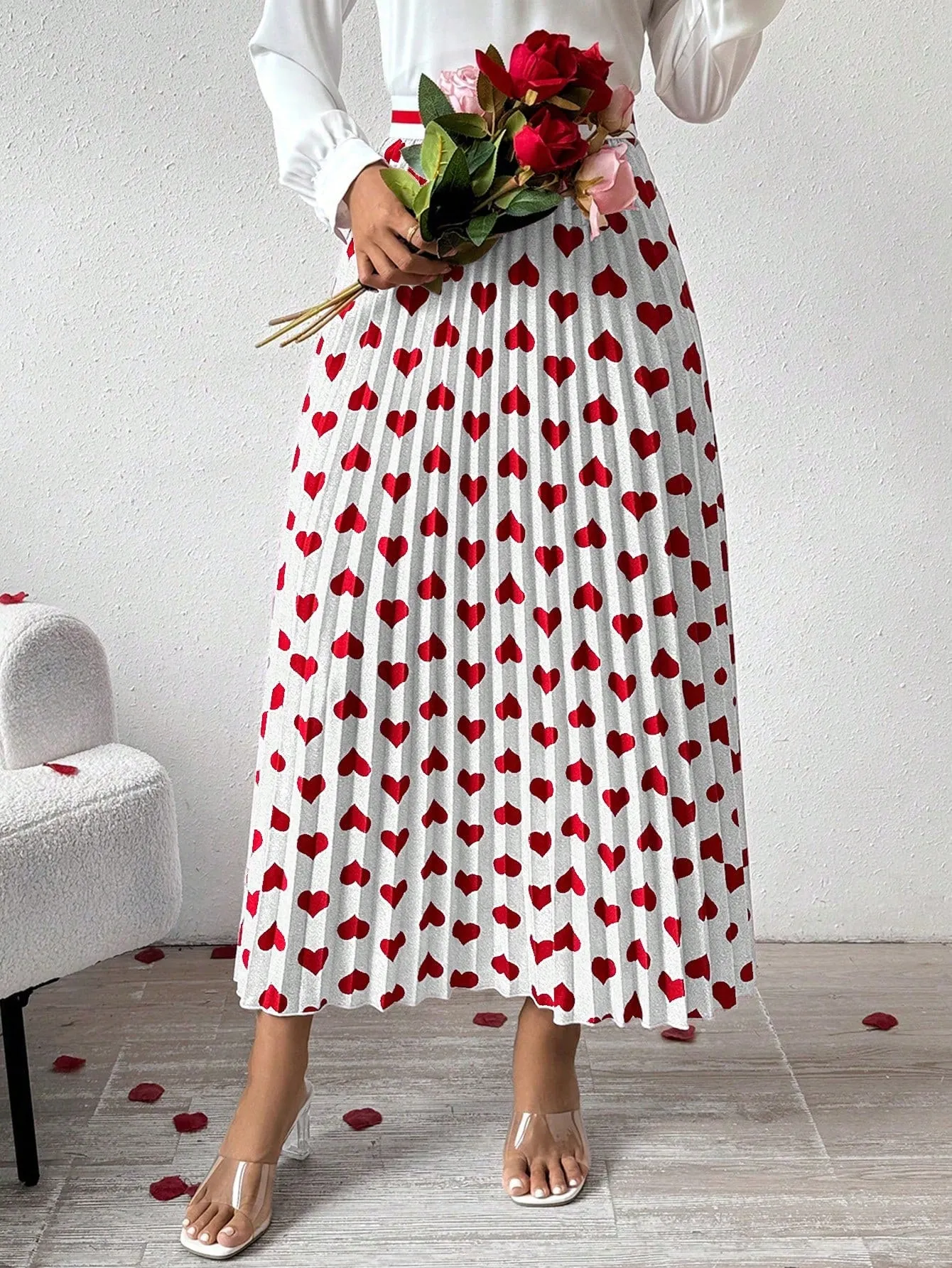 Women's Love Heart Printed Pleated Skirt