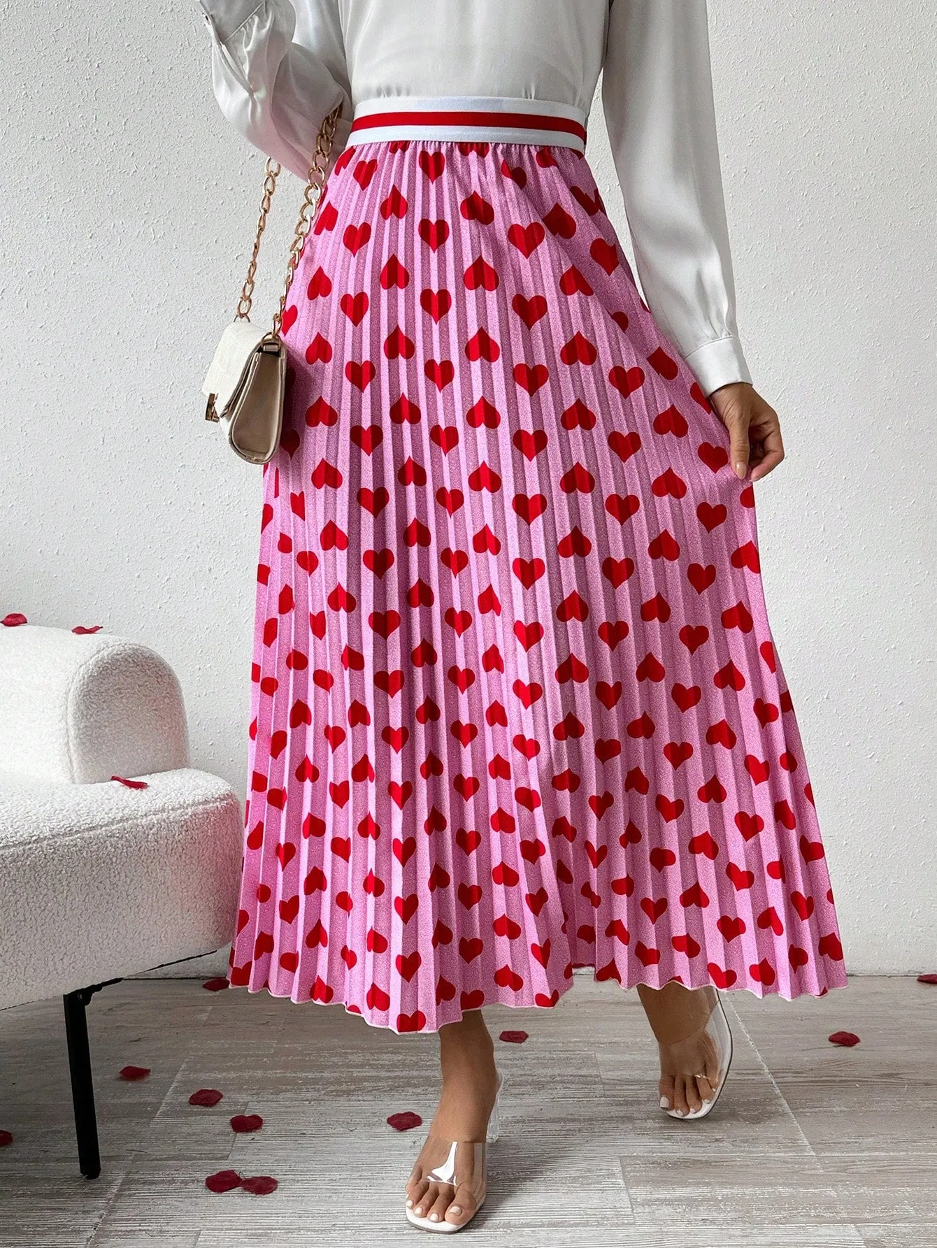 Women's Love Heart Printed Pleated Skirt