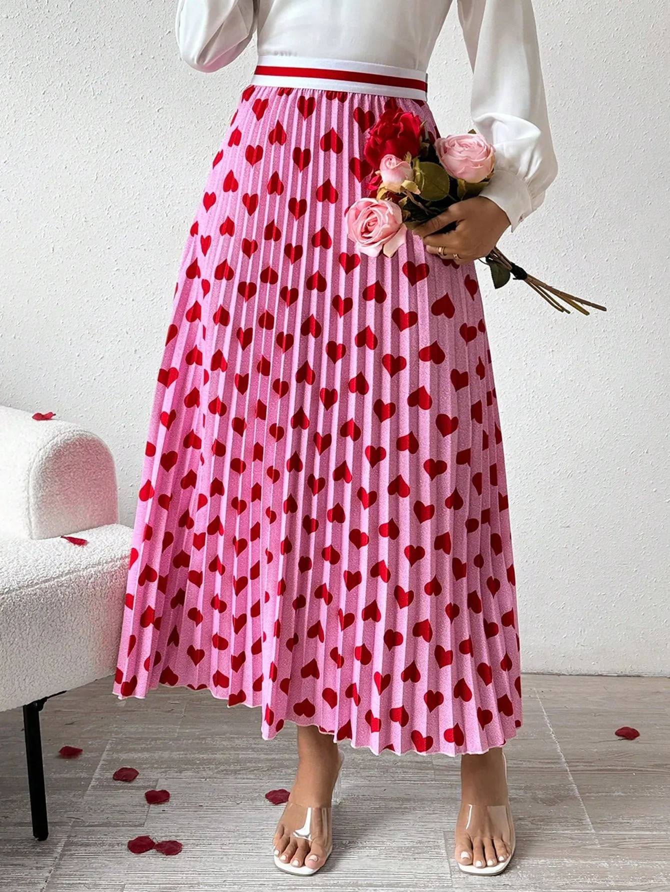Women's Love Heart Printed Pleated Skirt