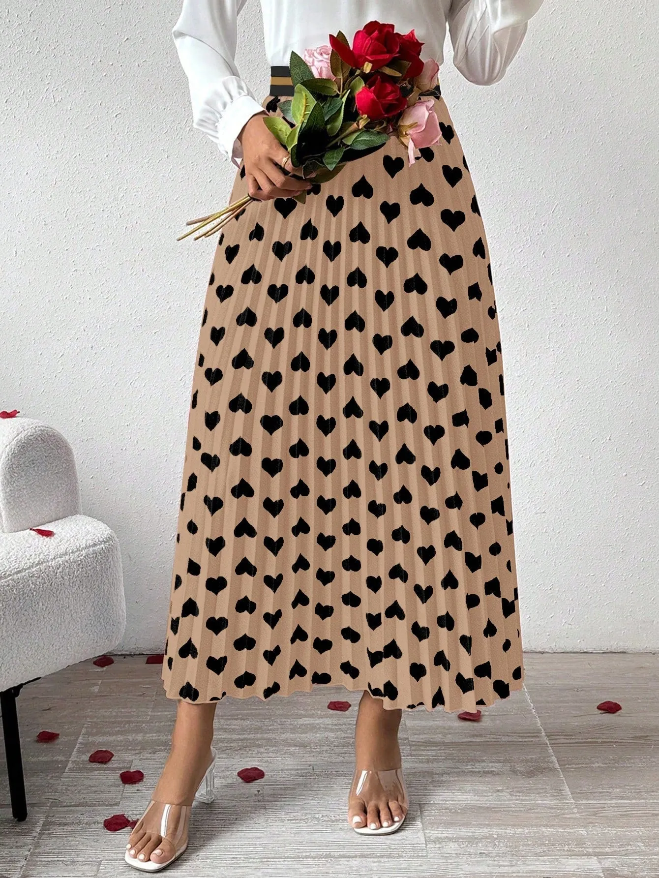 Women's Love Heart Printed Pleated Skirt